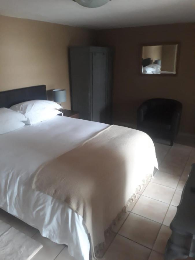 Marina Views Guesthouse Hartbeespoort Exterior foto